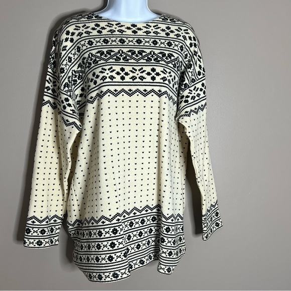 L.L. Bean made in Italy fair Isle wool sweater size large - Picture 7 of 9